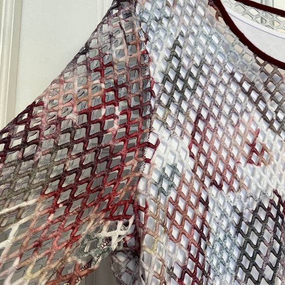 Bali Corp 3/4 sleeve Blouse Layered Size Large made in Canada Pink Burgundy Mesh - Picture 4 of 13